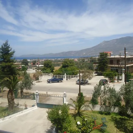 شقة Panou Corinth